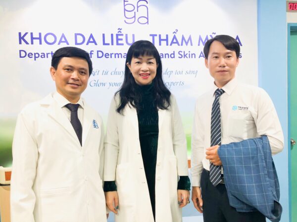 le-khai-truong-khoa-da-lieu-tham-my-da-benh-vien-dai-hoc-y-duoc-4