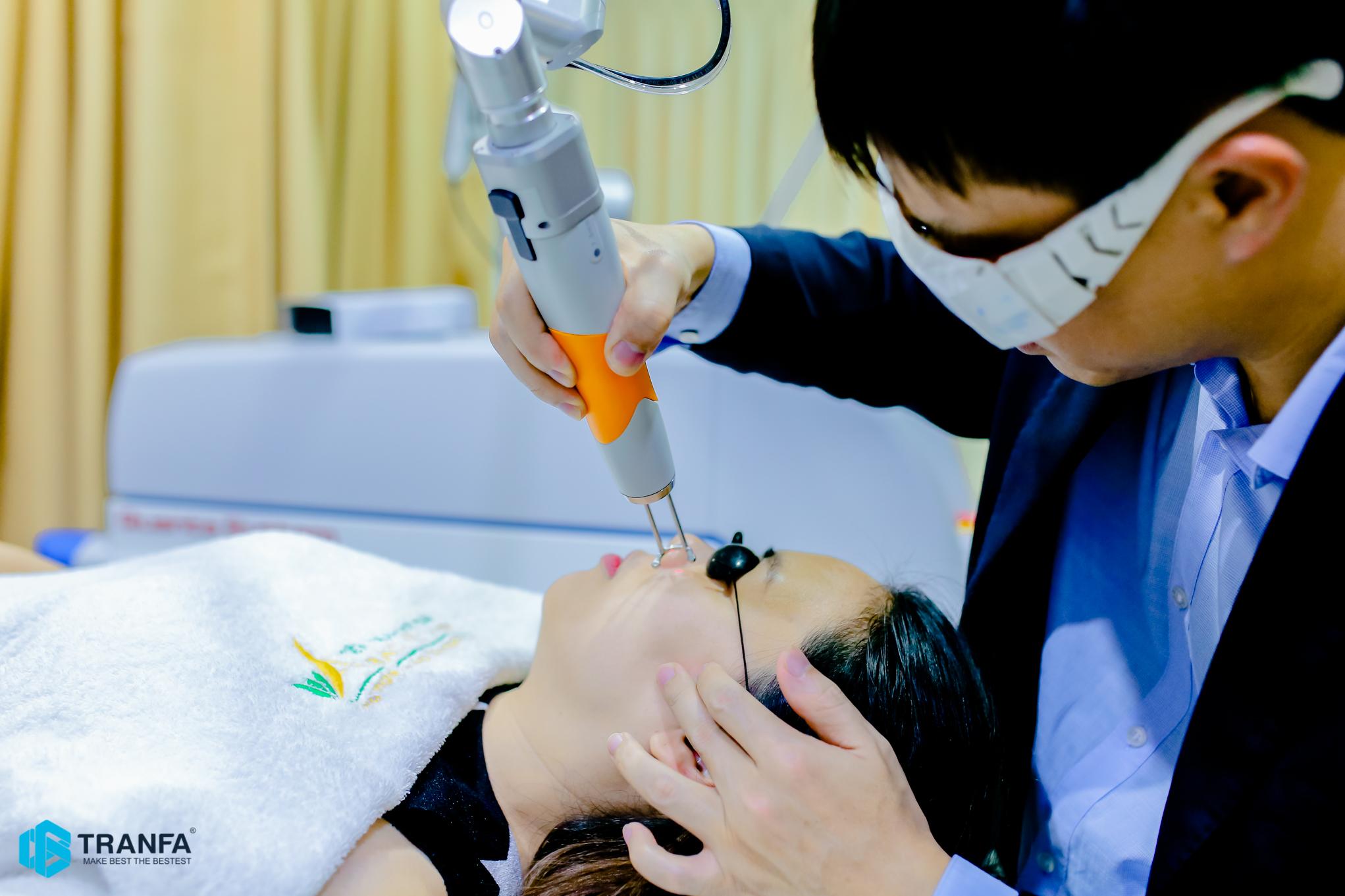 hoi-thao-ung-dung-cong-nghe-laser-pico-trong-da-lieu-tham-my-4