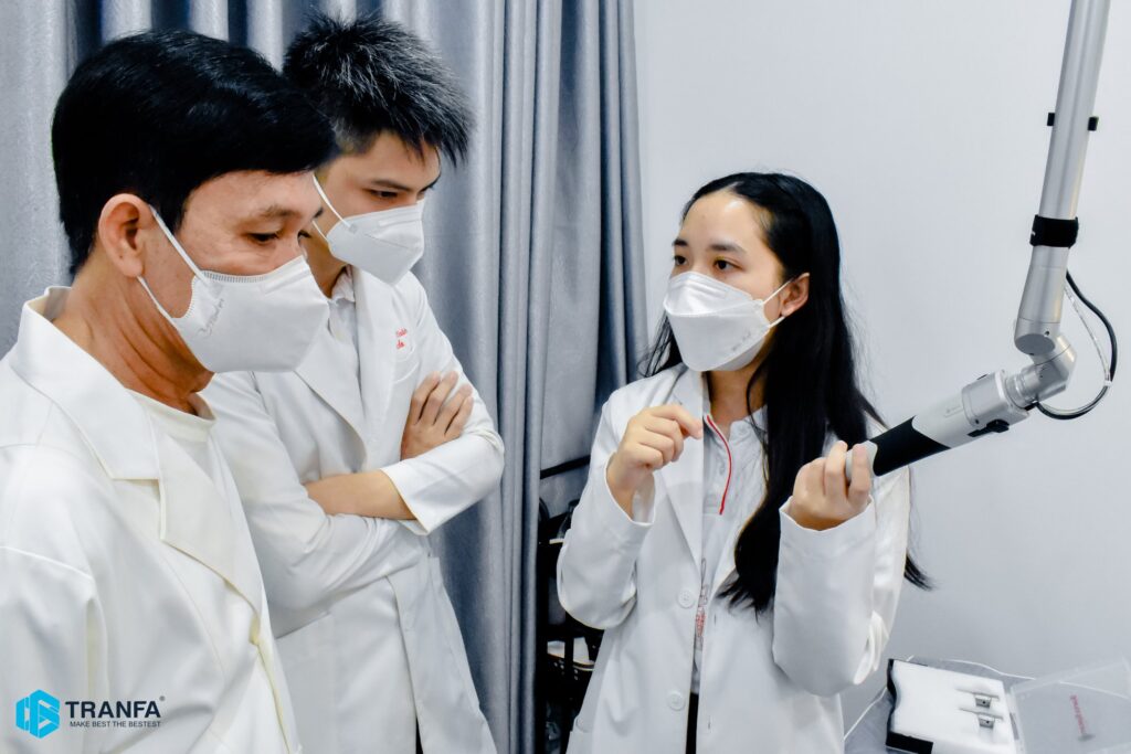 q-plus-a-evo-da-co-mat-tai-may-skincare-clinic-soc-trang-3