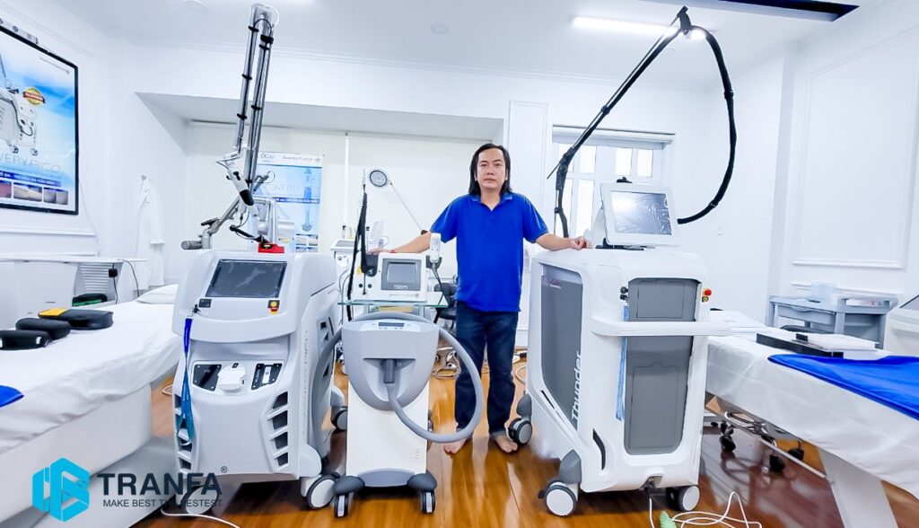 chuyen-giao-thunder-mt-giua-tranfa-dr-skin-medispa-nha-trang-3