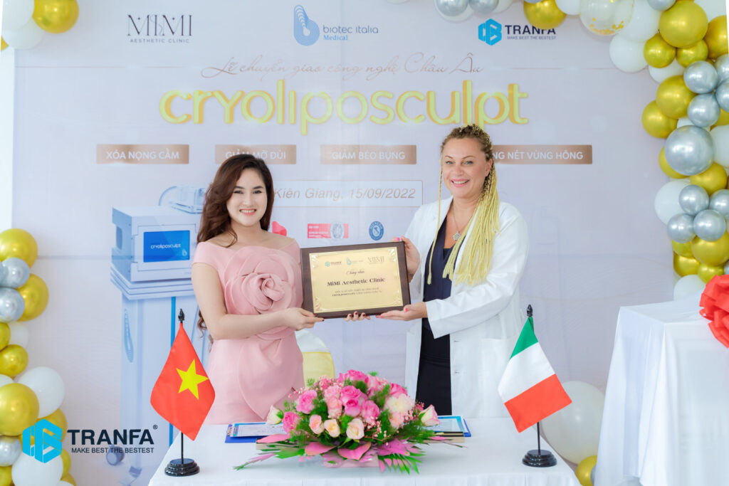 chuyen-giao-cryoliposculpt-den-mi-mi-aesthetic-rach-gia-kien-giang-4