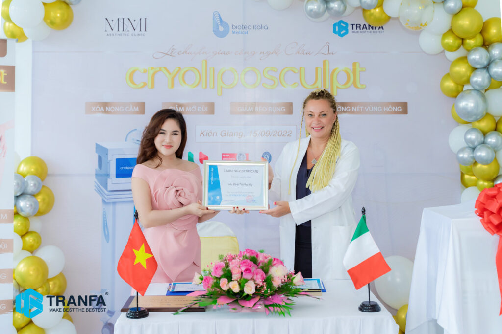 chuyen-giao-cryoliposculpt-den-mi-mi-aesthetic-rach-gia-kien-giang-5