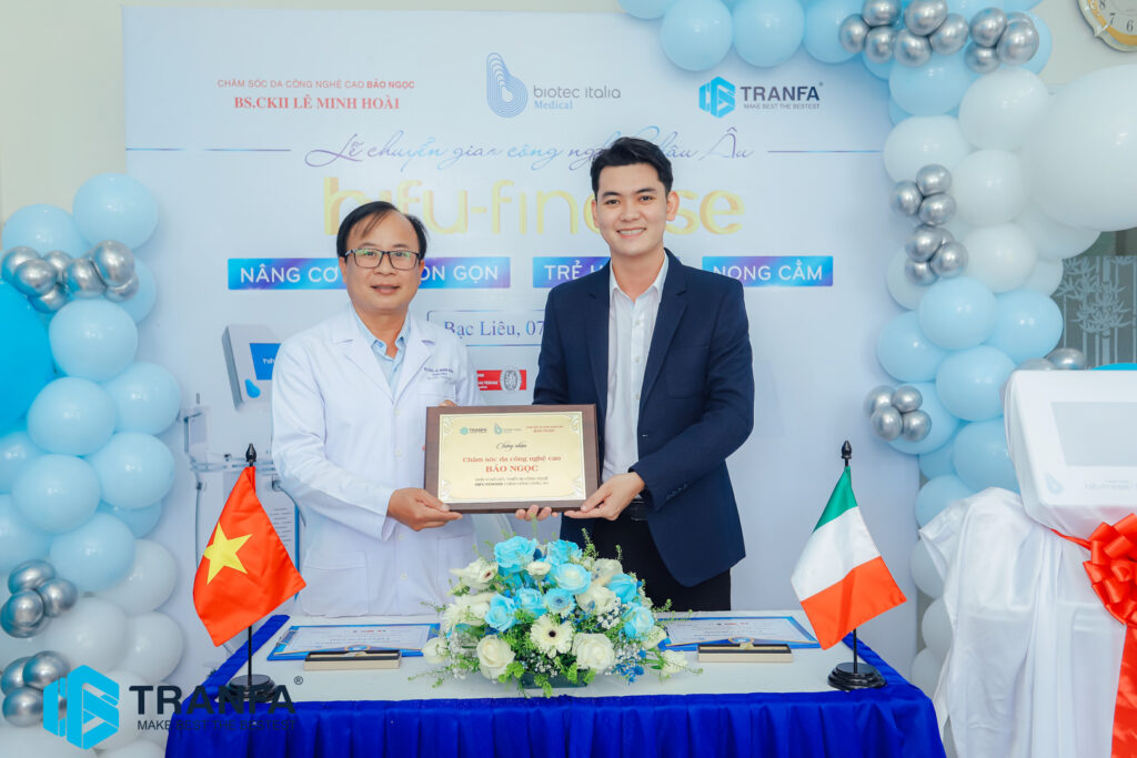 chuyen-giao-hifu-finesse-cho-cham-soc-da-cong-nghe-cao-bao-ngoc-bs-ckii-le-minh-hoai-anh-3